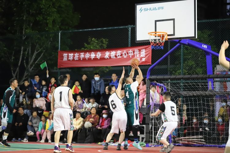 于阵容厚度